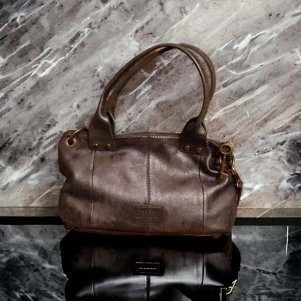 Fossil signature leather bag ✨